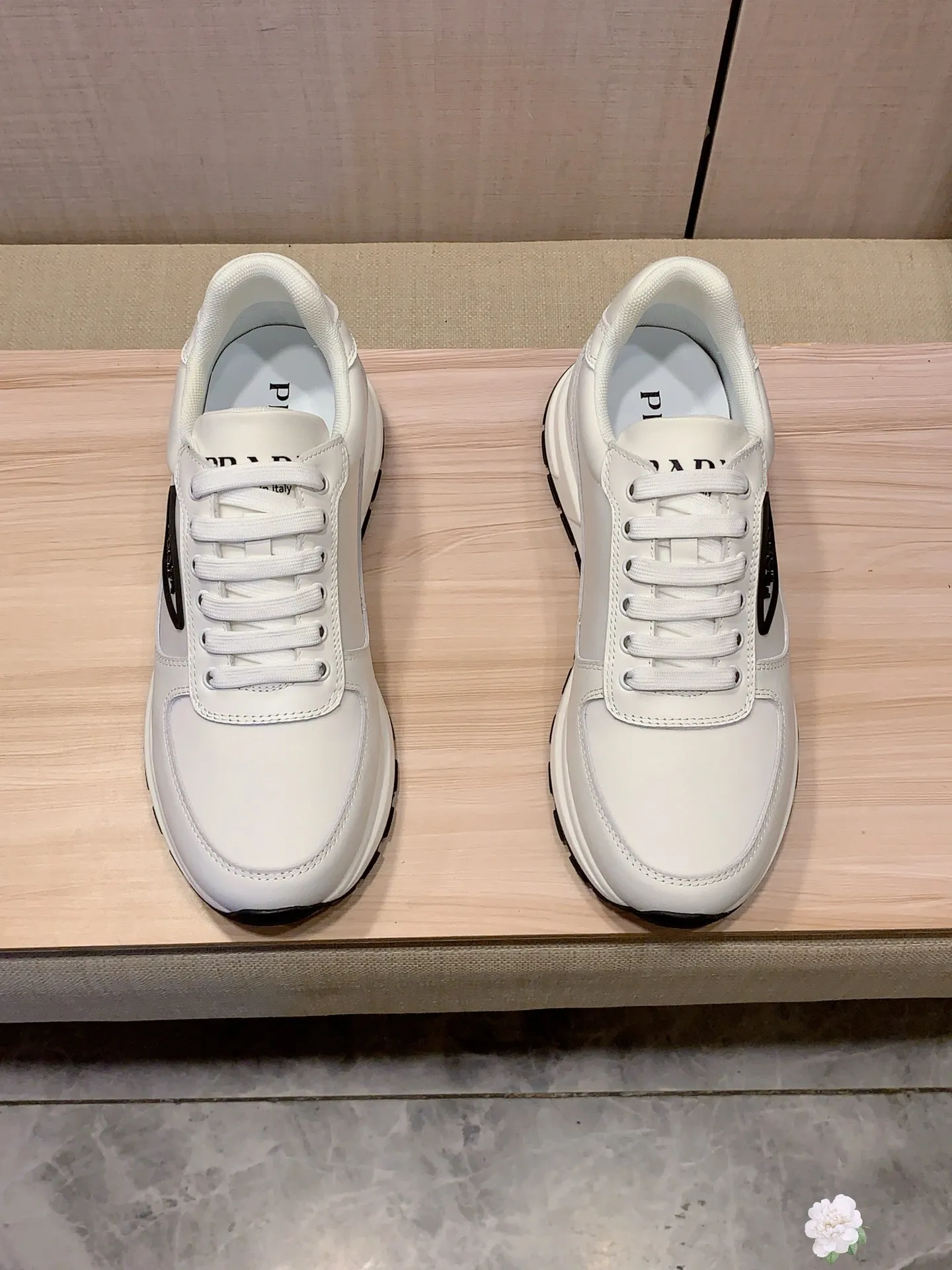 Men's Men's Shoes💰420💰💰🎩🎩[Lightning][Lightning] "PRADA*" The latest and most popular casual shoes, top brand [seduce] luxury~purchase, top~quality. [Strong] The upper is made of imported breathable cowhide with material ➕ breathable sheepskin feet (•) and fine workmanship. The original stylish and stylish soft rubber wear-resistant and non-slip outsole is light and comfortable on the feet. The real thing looks better when photographed. 085: code: 38-44, 3️⃣ colors selected